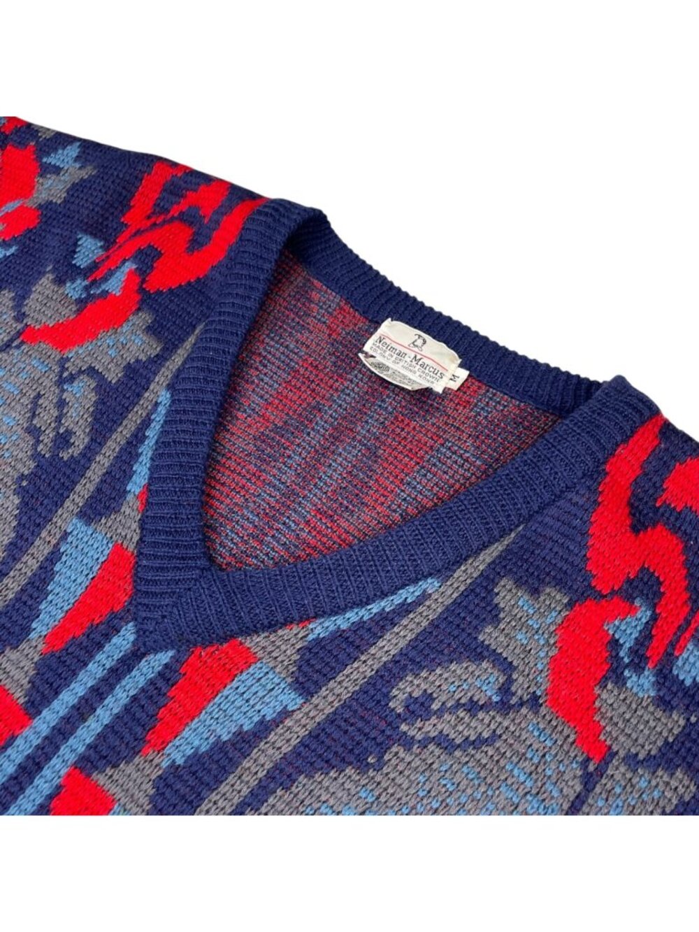 VTG Neiman Marcus Men's 100% Wool V-Neck Pullover Sweater Gray/Blue/Red • Medium